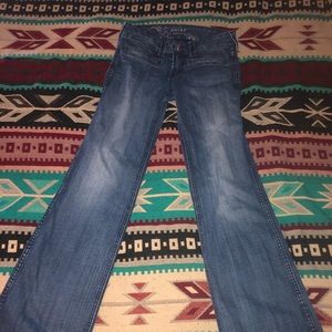 Woman’s ariat trousers jeans